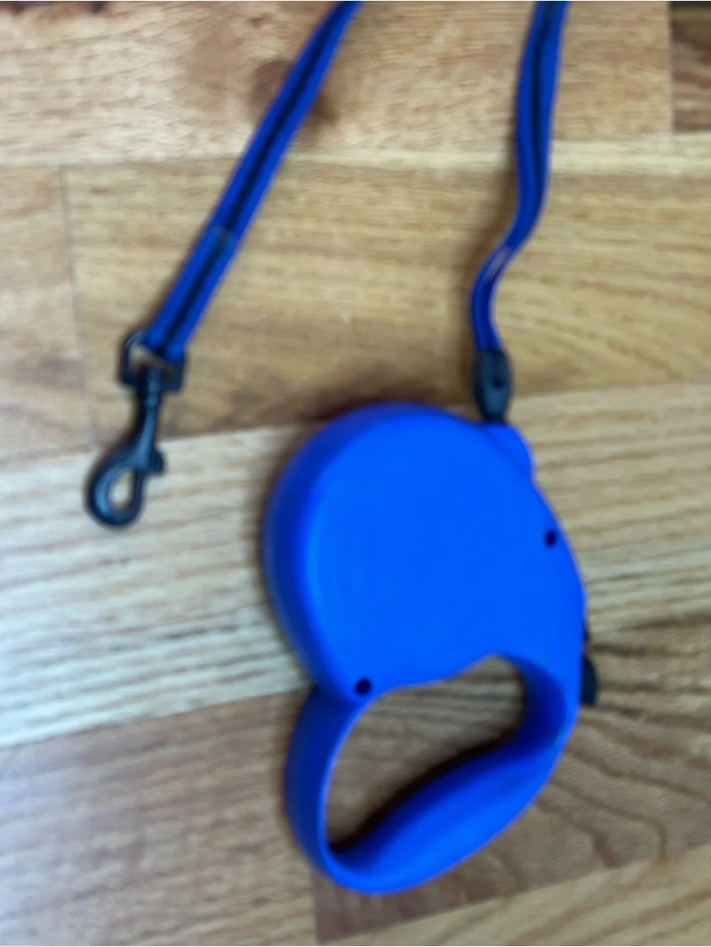Retractable dog leash - 16’